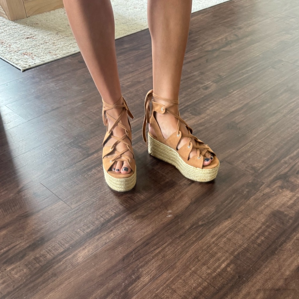 Women's Tan Wedge Sandals